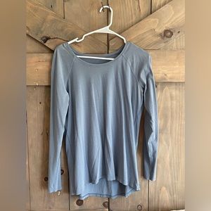 Lululemon Athletica long sleeve shirt